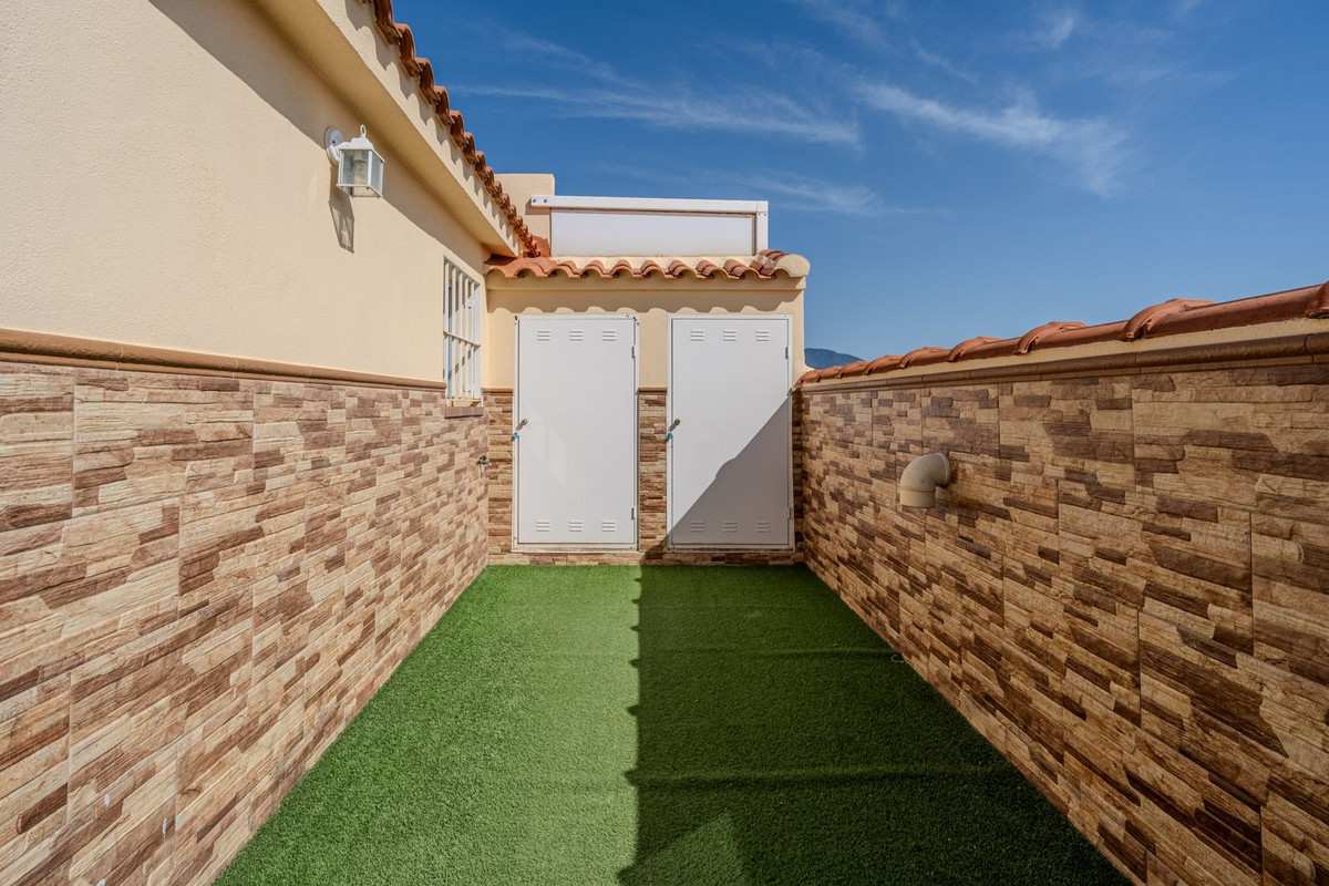2 Bed Apartment for sale in San Pedro De Alcántara Costa Del Sol, Málaga, Spain