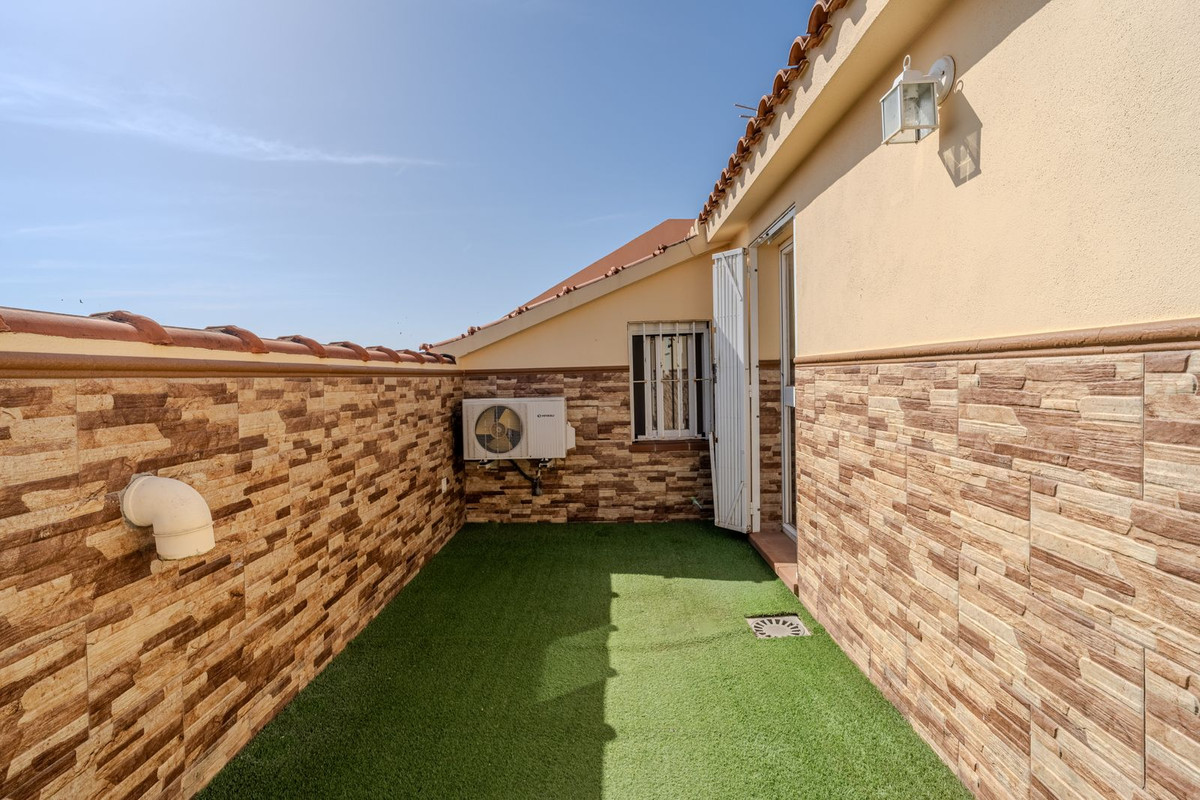 2 Bed Apartment for sale in San Pedro De Alcántara Costa Del Sol, Málaga, Spain