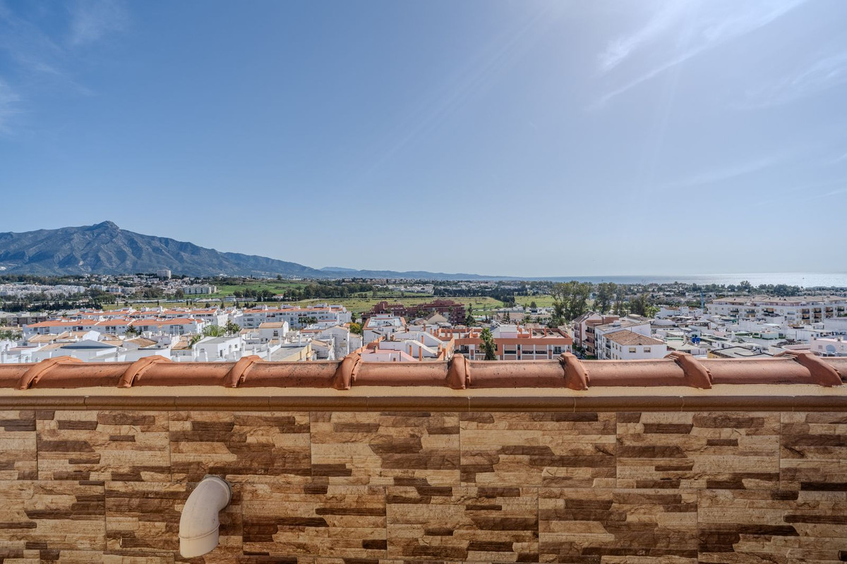 2 Bed Apartment for sale in San Pedro De Alcántara Costa Del Sol, Málaga, Spain