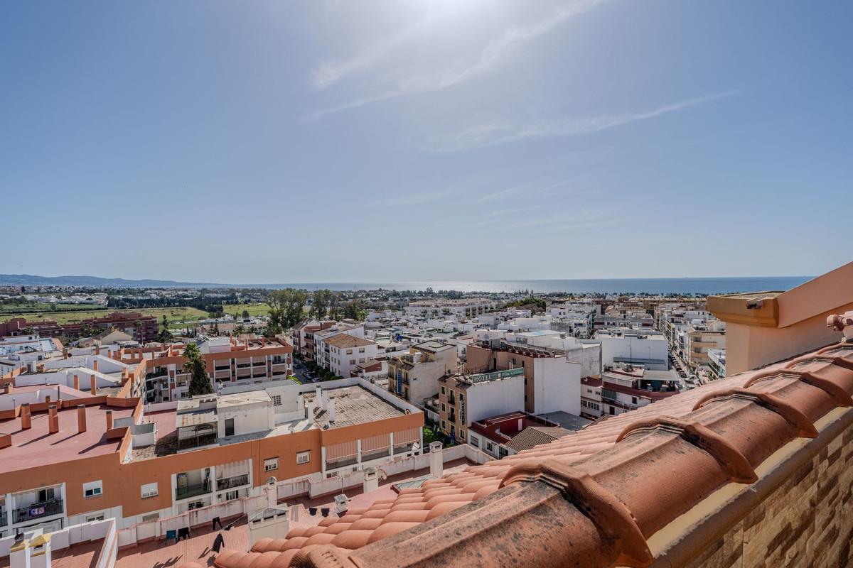2 Bed Apartment for sale in San Pedro De Alcántara Costa Del Sol, Málaga, Spain
