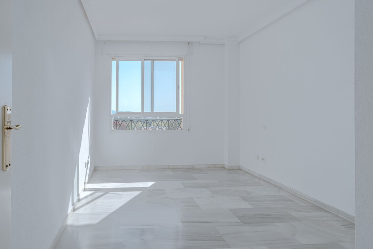 2 Bed Apartment for sale in San Pedro De Alcántara Costa Del Sol, Málaga, Spain