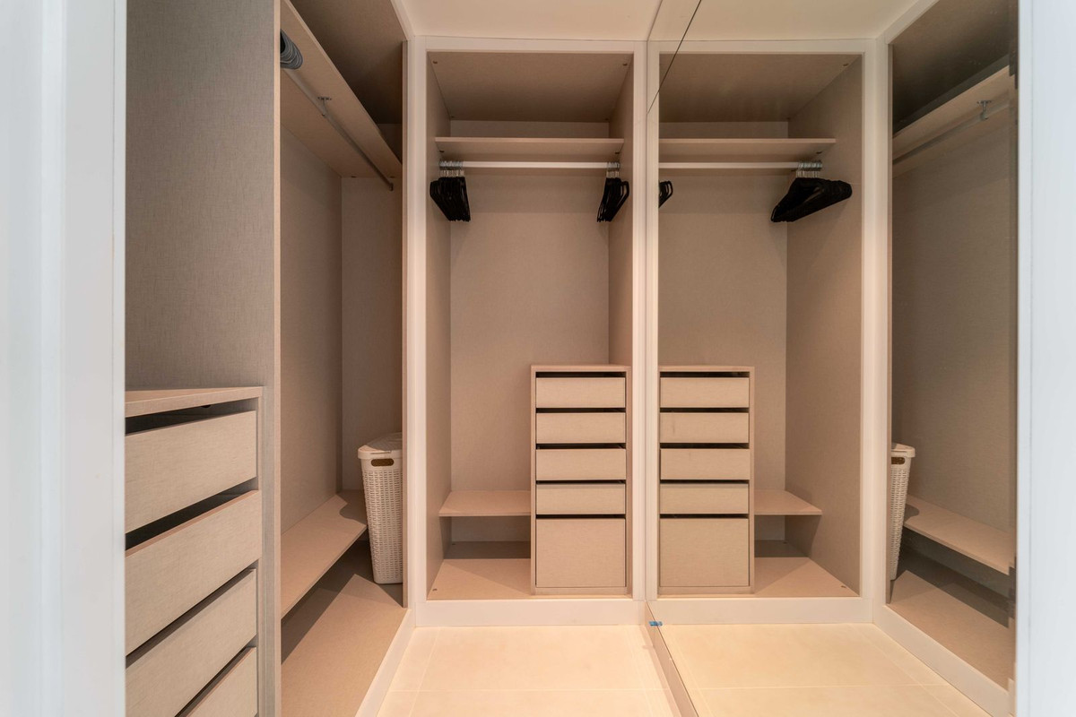 Se vende Apartamento Planta Baja de 3 dormitorios en Costa Del Sol, Málaga, España