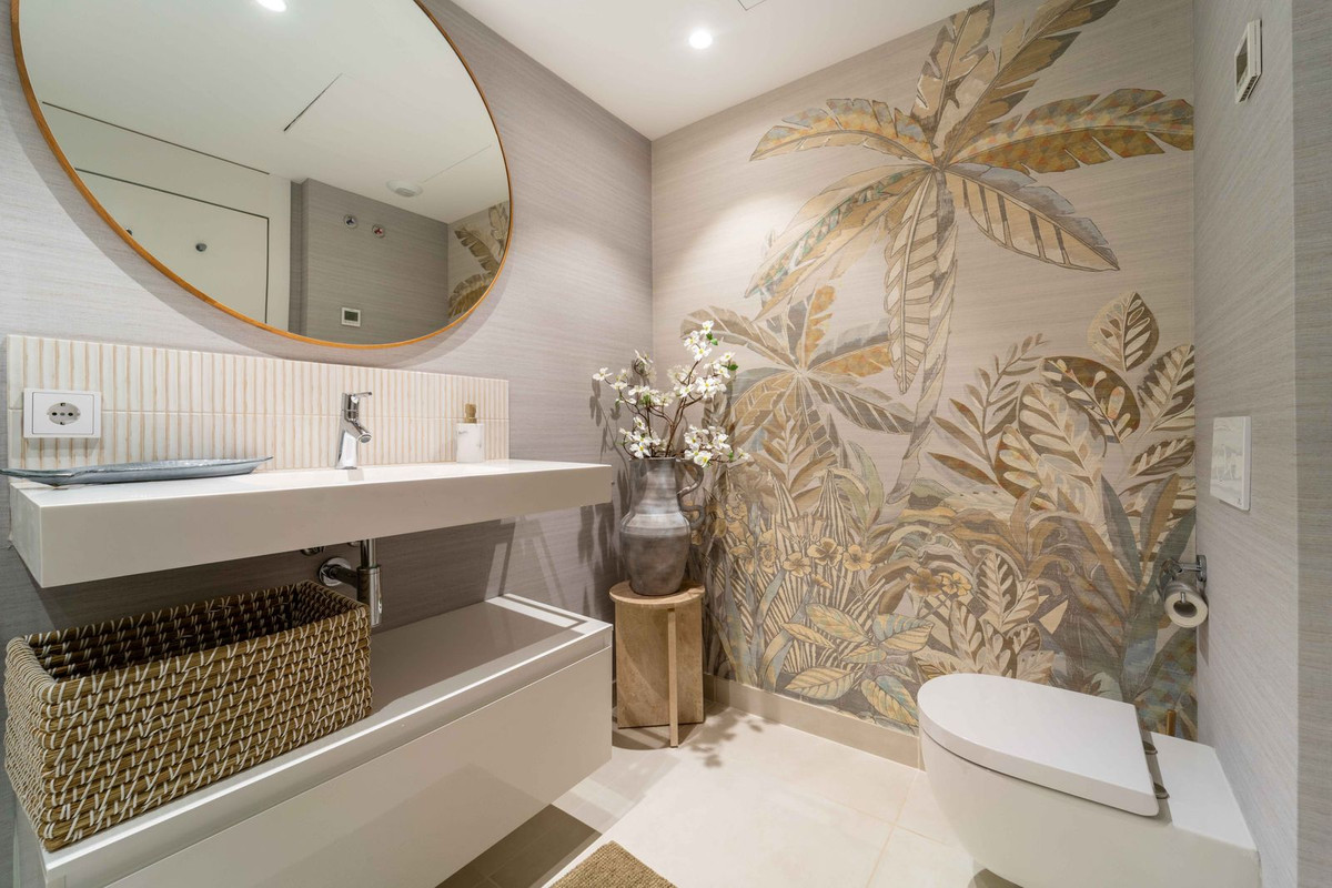 Se vende Apartamento Planta Baja de 3 dormitorios en Costa Del Sol, Málaga, España