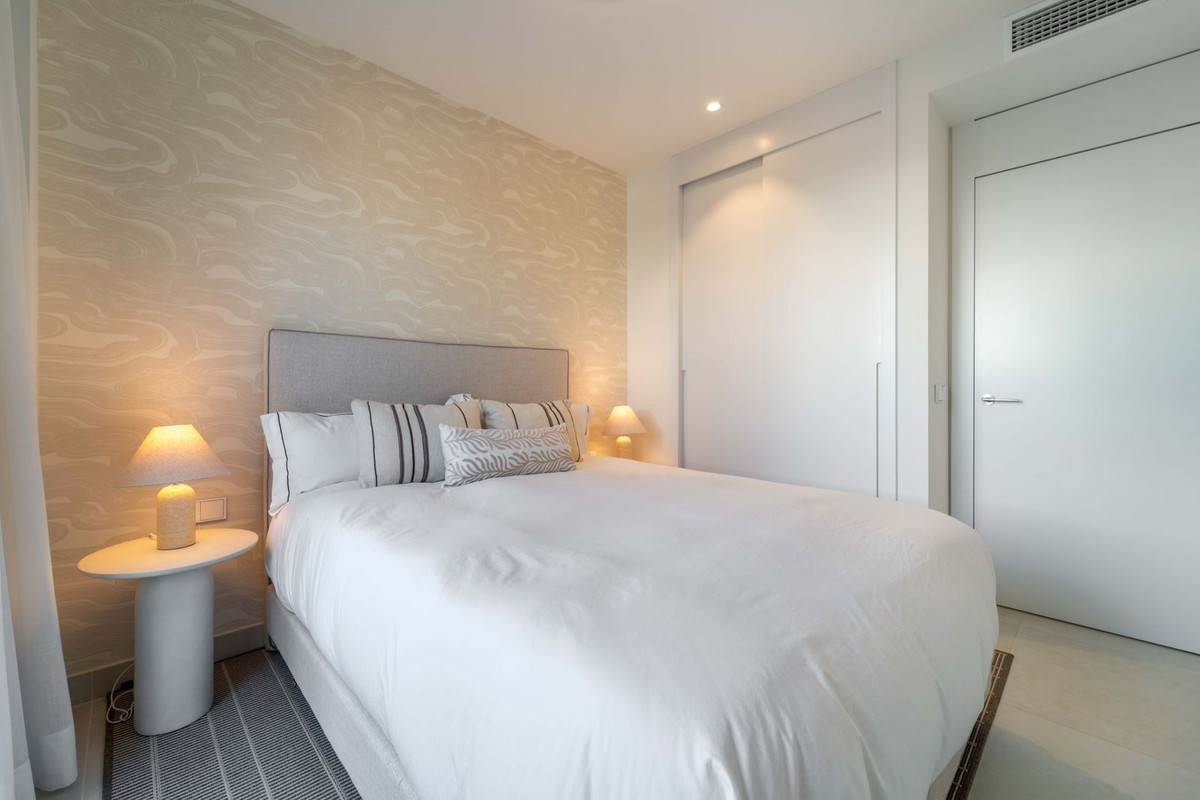 Se vende Apartamento Planta Baja de 3 dormitorios en Costa Del Sol, Málaga, España