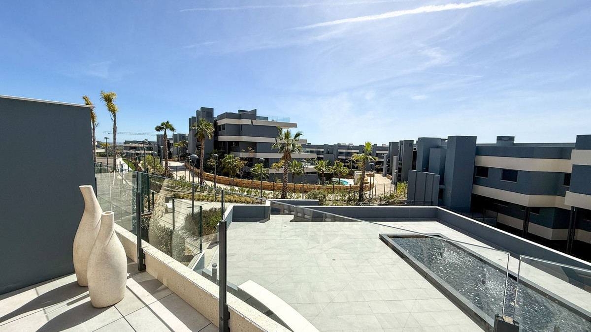 3 Bed Apartment for sale in Selwo Costa Del Sol, Málaga, Spain
