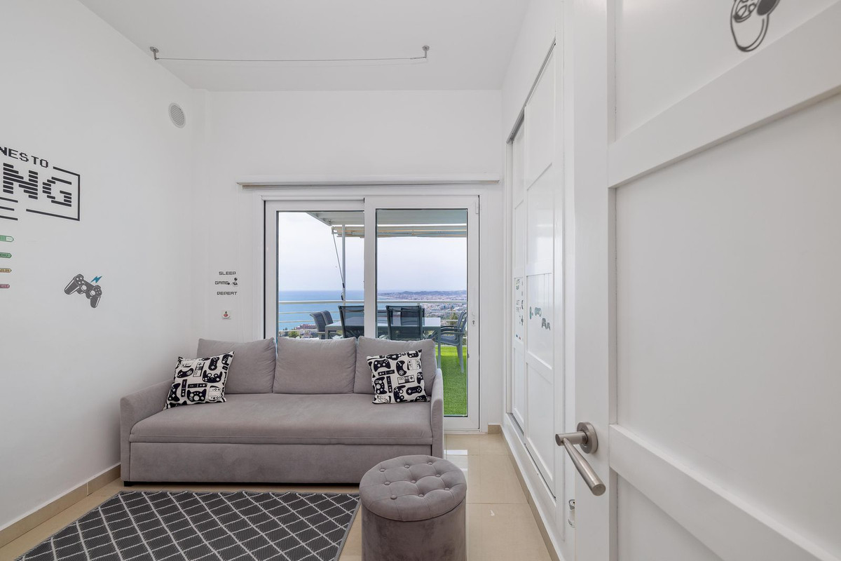 Se vende Villa - Chalet de 4 dormitorios en Costa Del Sol, Málaga, España