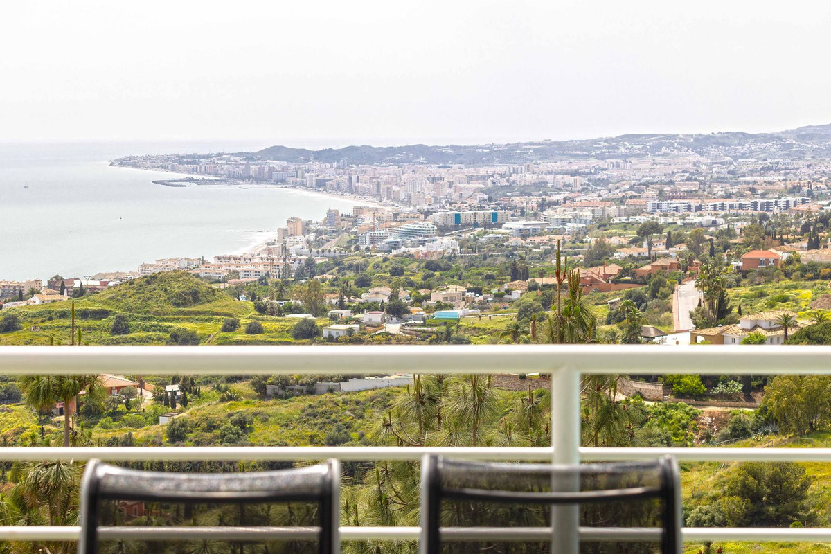 Se vende Villa - Chalet de 4 dormitorios en Costa Del Sol, Málaga, España