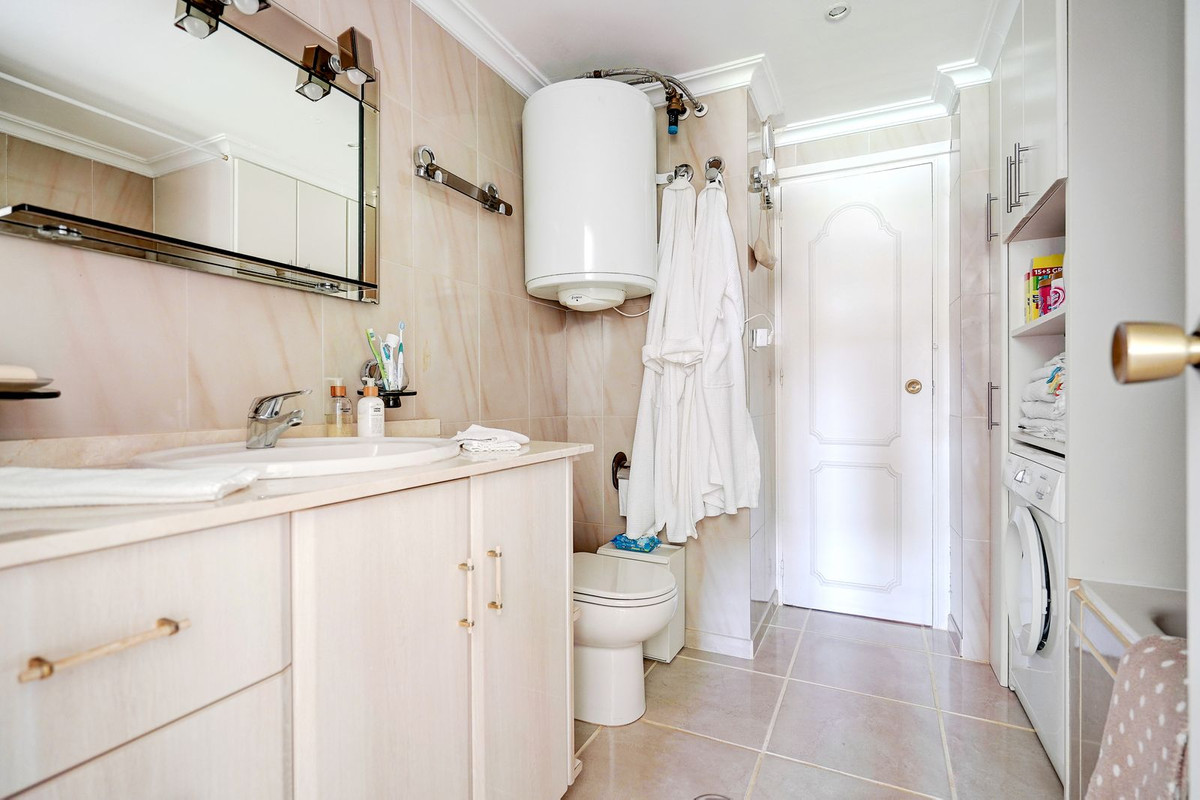 2 Bed Apartment for sale in La Cala De Mijas Costa Del Sol, Málaga, Spain