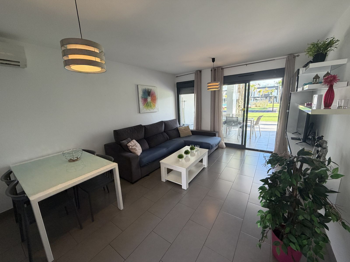 Se vende Apartamento Planta Baja de 2 dormitorios en Costa Blanca, Alicante, España