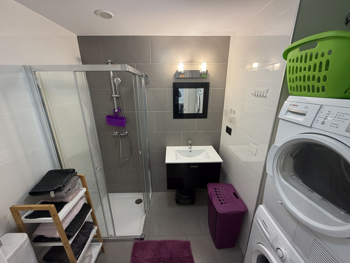 Se vende Apartamento Planta Baja de 2 dormitorios en Costa Blanca, Alicante, España