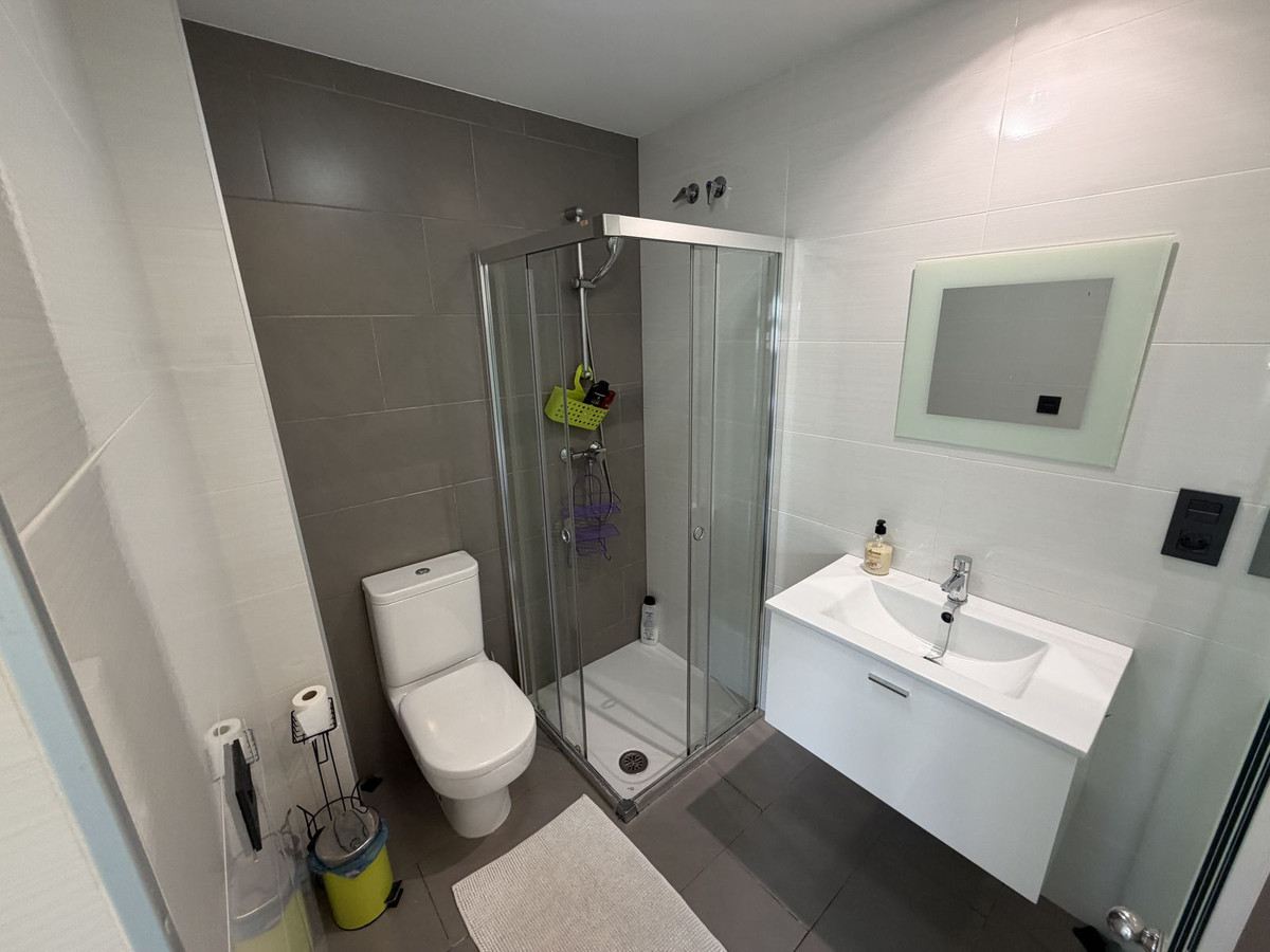 Se vende Apartamento Planta Baja de 2 dormitorios en Costa Blanca, Alicante, España