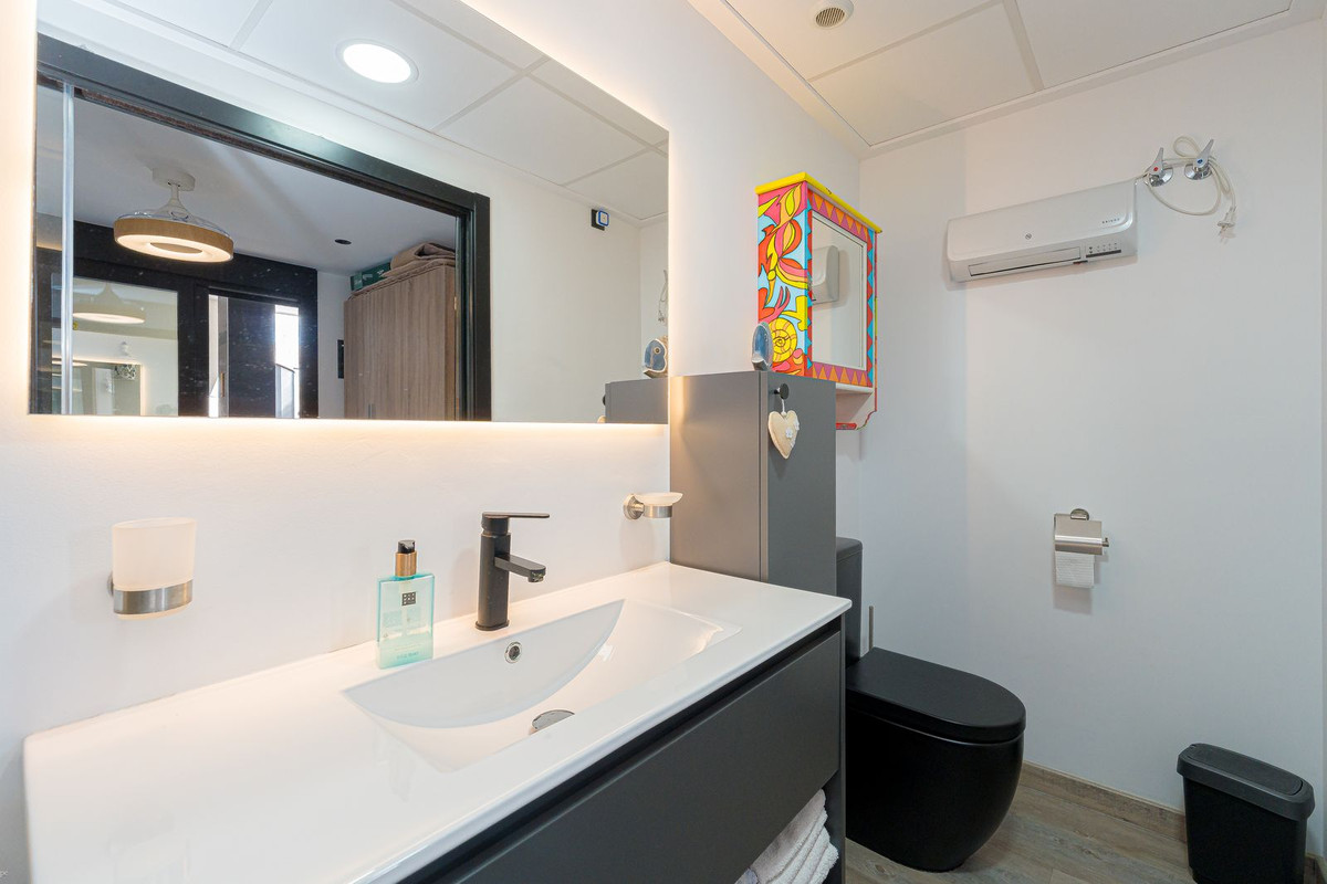 2 Bed Apartment for sale in Formentera Del Segura Costa Blanca, Alicante, Spain