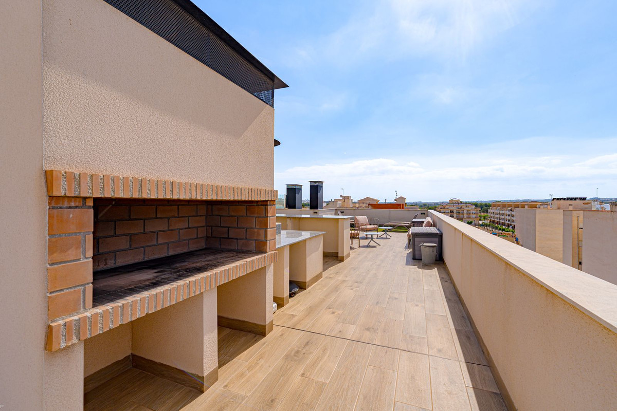 2 Bed Apartment for sale in Formentera Del Segura Costa Blanca, Alicante, Spain