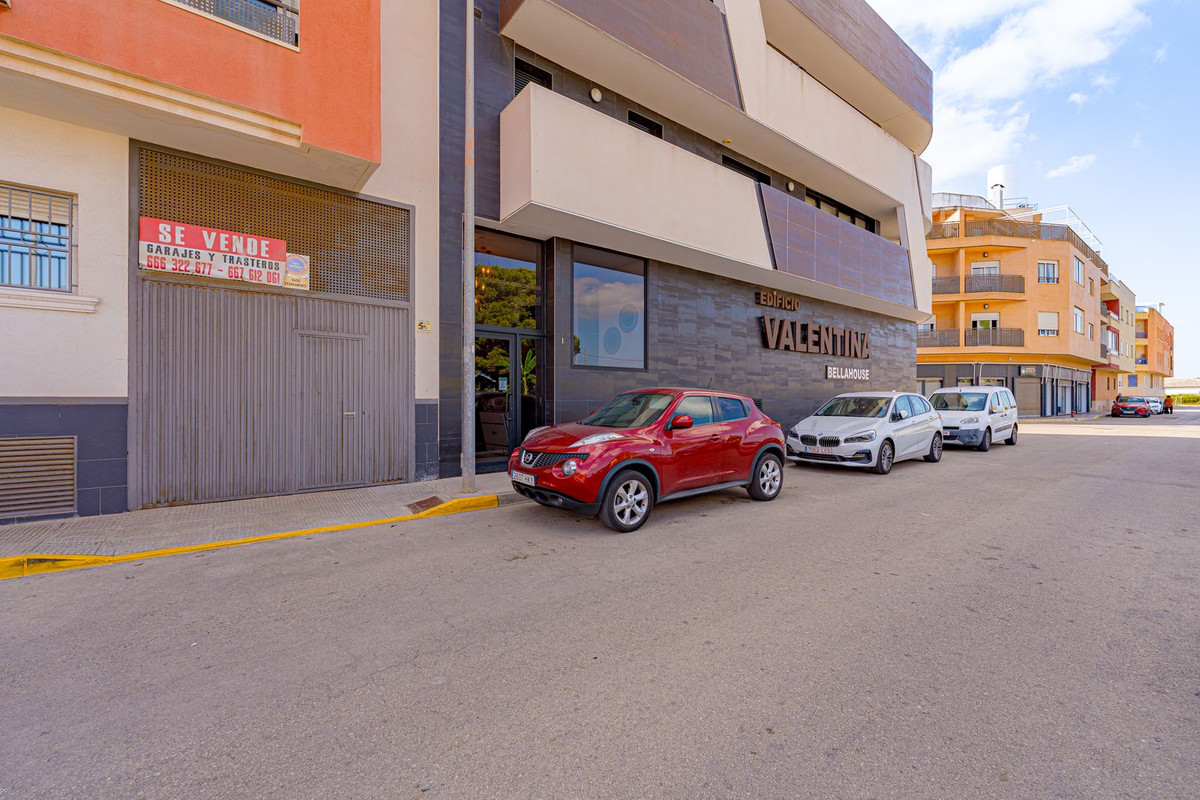 2 Bed Apartment for sale in Formentera Del Segura Costa Blanca, Alicante, Spain