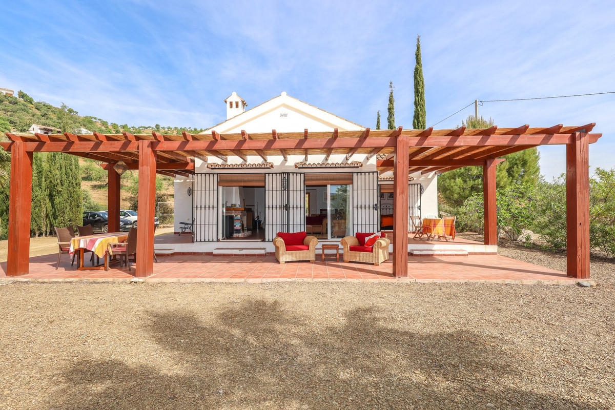 Se vende Villa - Chalet de 3 dormitorios en Costa Del Sol, Málaga, España