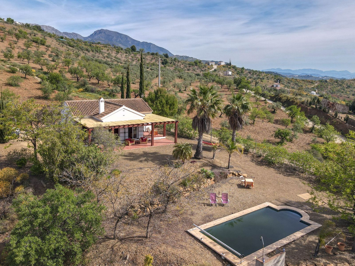 Se vende Villa - Chalet de 3 dormitorios en Costa Del Sol, Málaga, España