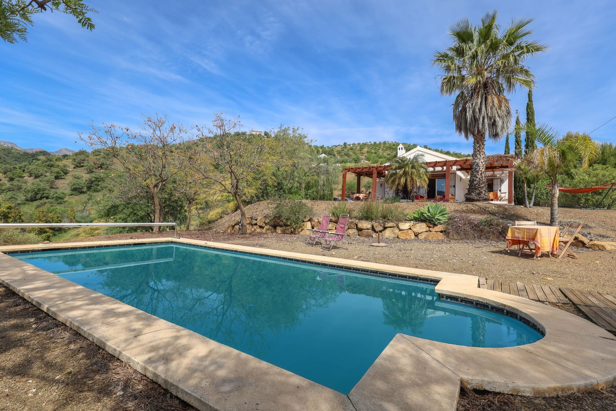 Se vende Villa - Chalet de 3 dormitorios en Costa Del Sol, Málaga, España