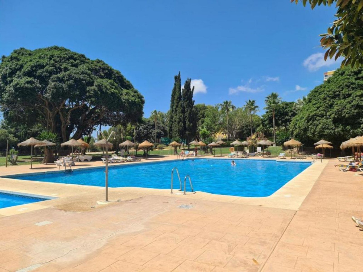 Apartment for sale in Benalmadena Costa Costa Del Sol, Málaga, Spain