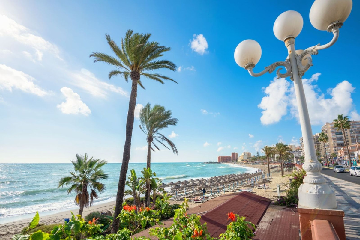 Apartment for sale in Benalmadena Costa Costa Del Sol, Málaga, Spain