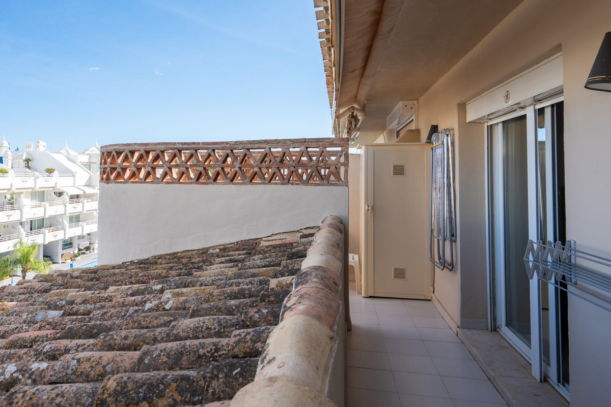 3 Bed Apartment for sale in Benalmadena Costa Del Sol, Málaga, Spain