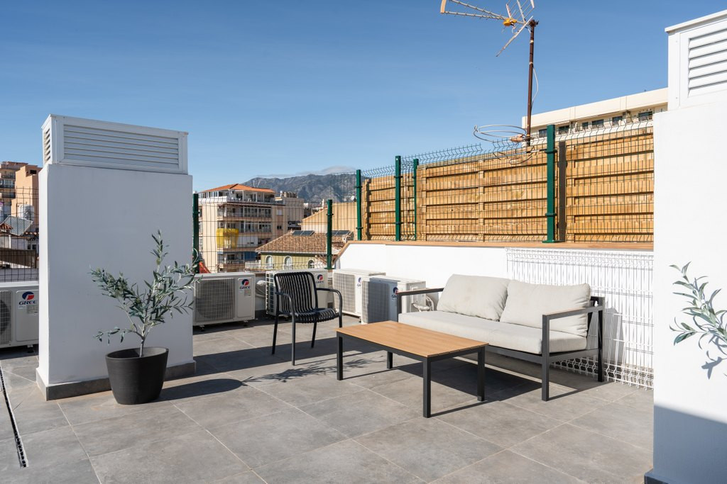 2 Bed Apartment for sale in Fuengirola Costa Del Sol, Málaga, Spain