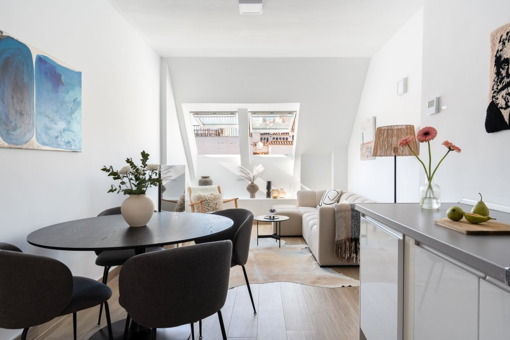 2 Bed Apartment for sale in Fuengirola Costa Del Sol, Málaga, Spain