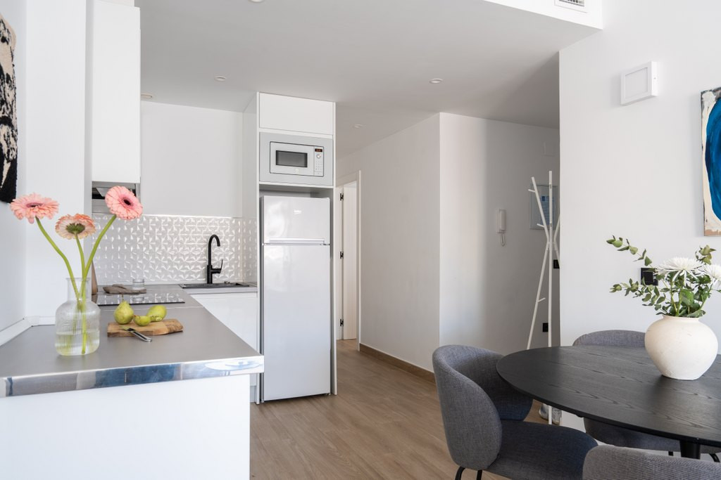 2 Bed Apartment for sale in Fuengirola Costa Del Sol, Málaga, Spain