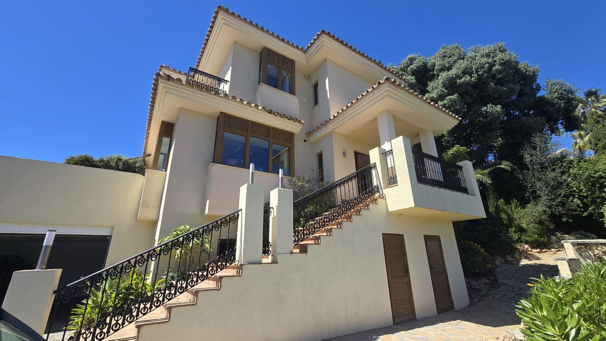 Se vende Villa - Chalet de 7 dormitorios en Costa Del Sol, Málaga, España