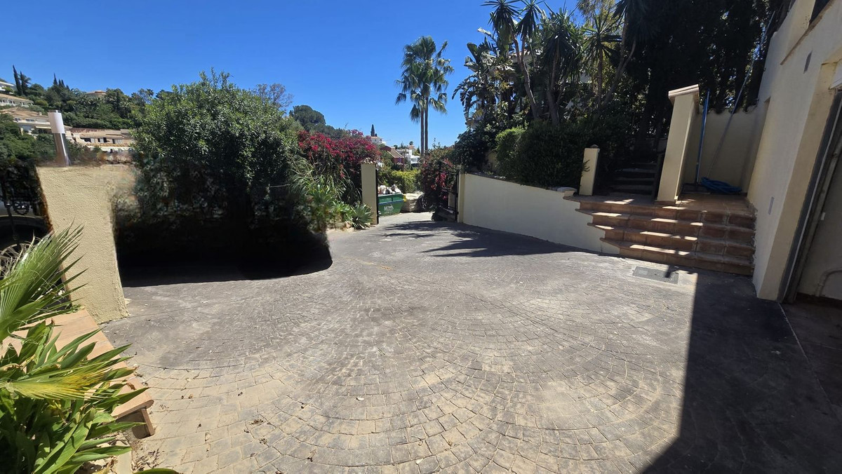 Se vende Villa - Chalet de 7 dormitorios en Costa Del Sol, Málaga, España