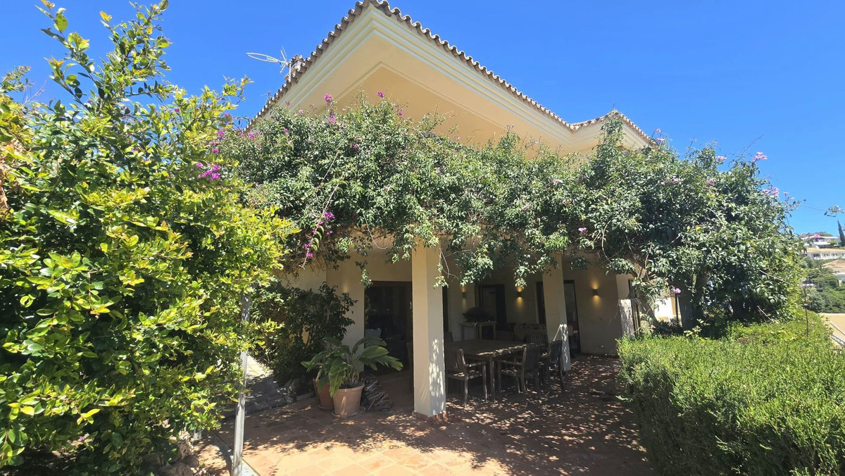 Se vende Villa - Chalet de 7 dormitorios en Costa Del Sol, Málaga, España