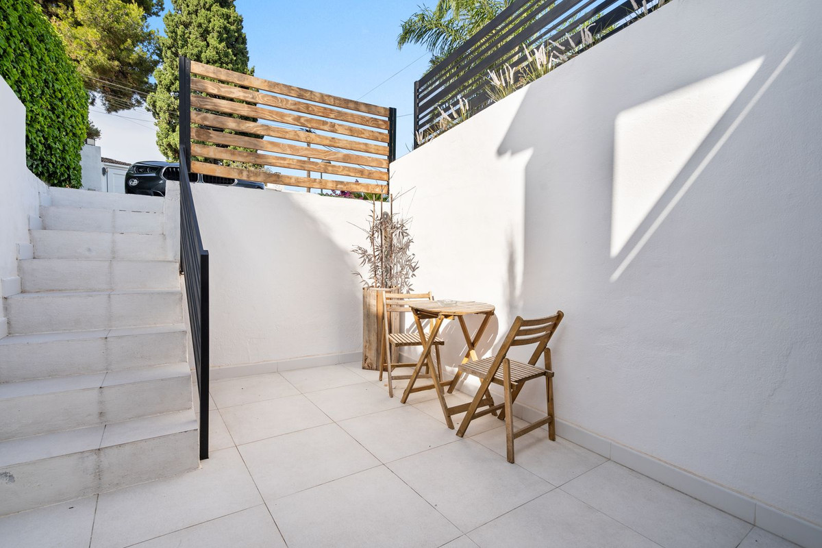 Se vende Villa - Chalet de 6 dormitorios en Costa Del Sol, Málaga, España