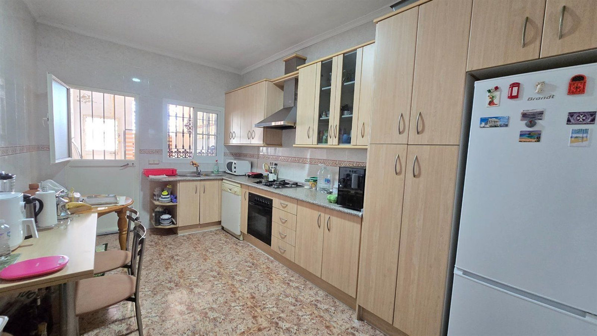 Se vende Villa - Chalet de 2 dormitorios en Costa Del Sol, Málaga, España