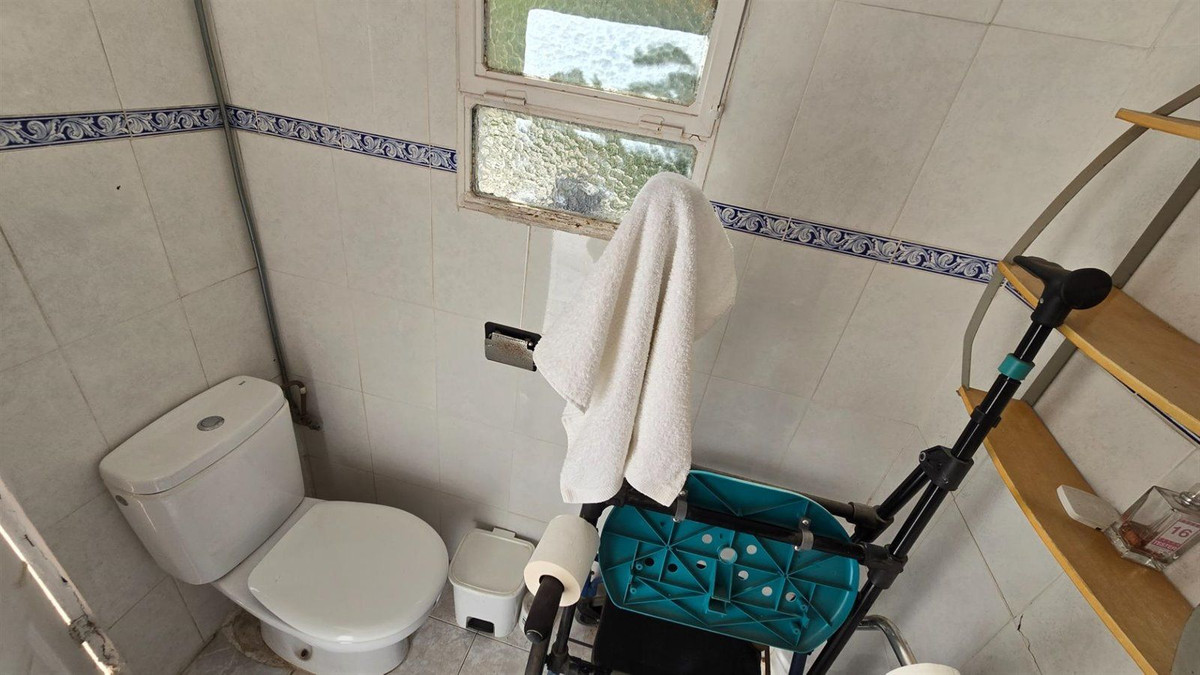 Se vende Villa - Chalet de 2 dormitorios en Costa Del Sol, Málaga, España
