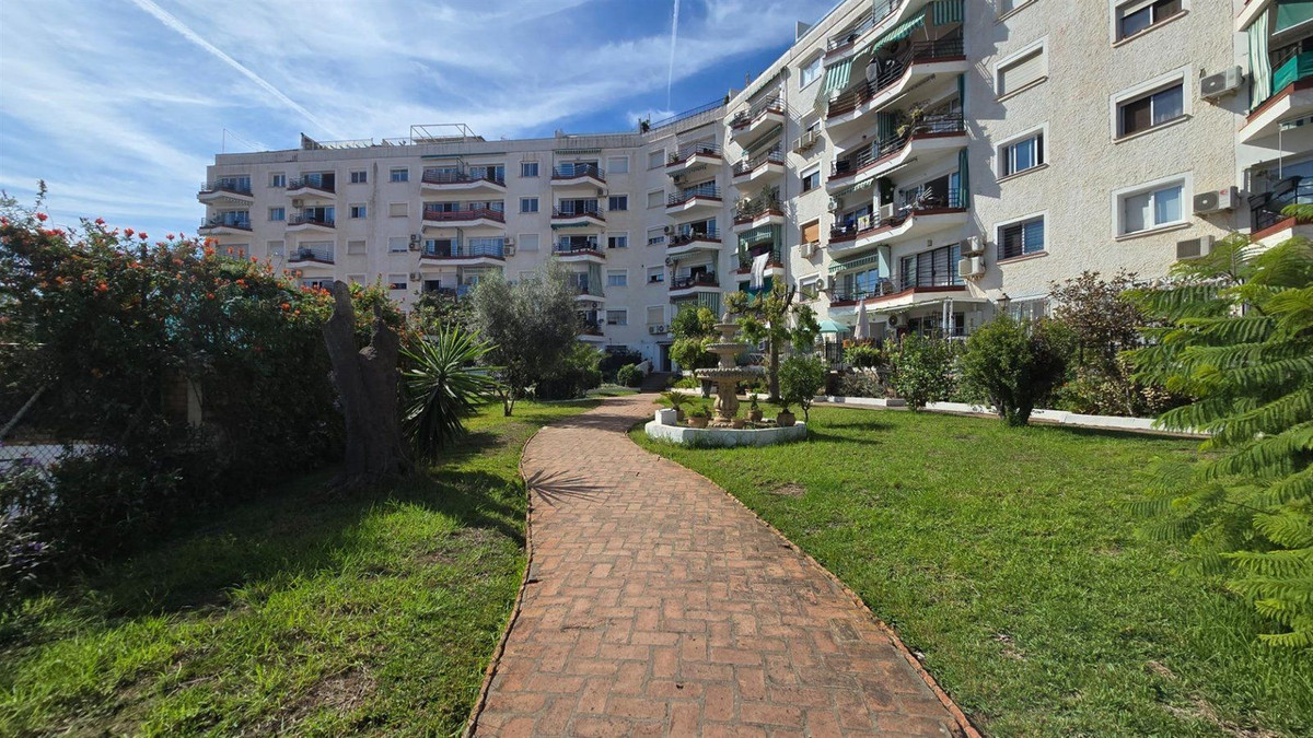 Se vende Apartamento Planta Baja de 2 dormitorios en Costa Del Sol, Málaga, España