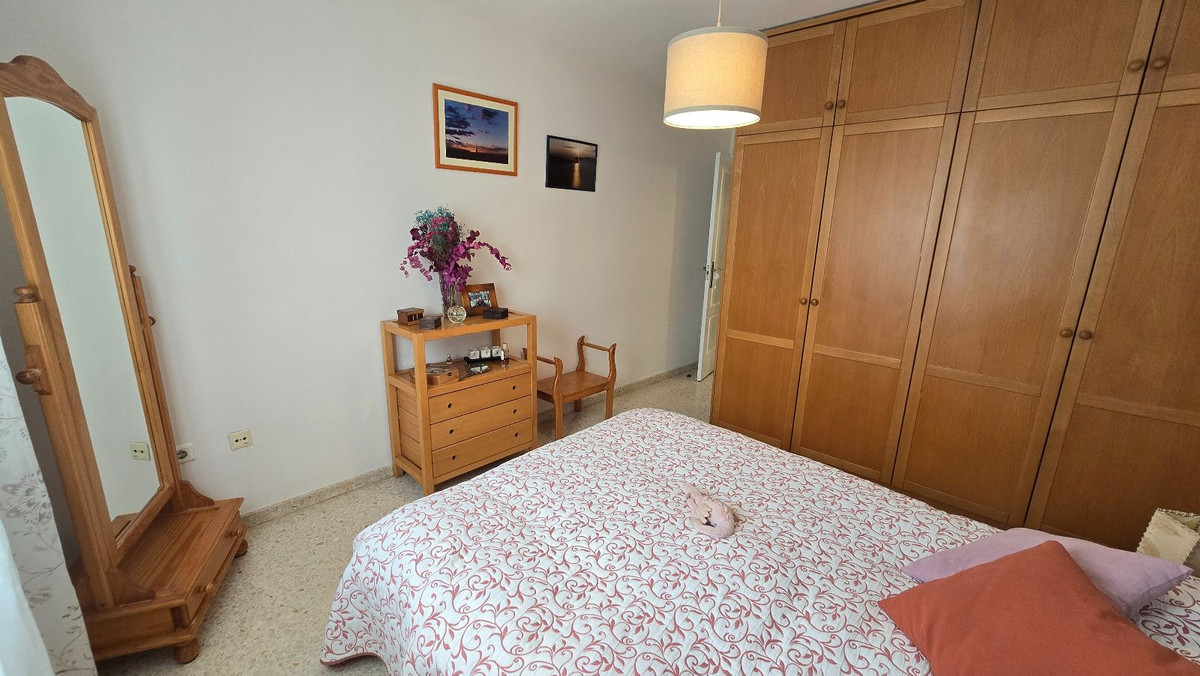 Se vende Apartamento Planta Baja de 3 dormitorios en Costa Del Sol, Málaga, España