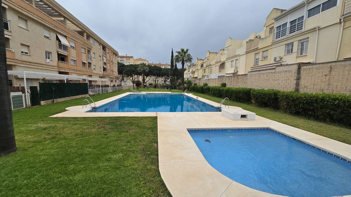 Se vende Apartamento Planta Baja de 3 dormitorios en Costa Del Sol, Málaga, España
