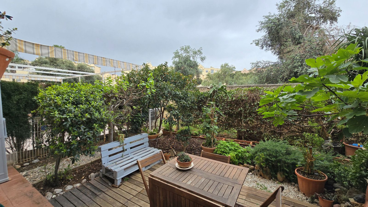 Se vende Apartamento Planta Baja de 3 dormitorios en Costa Del Sol, Málaga, España