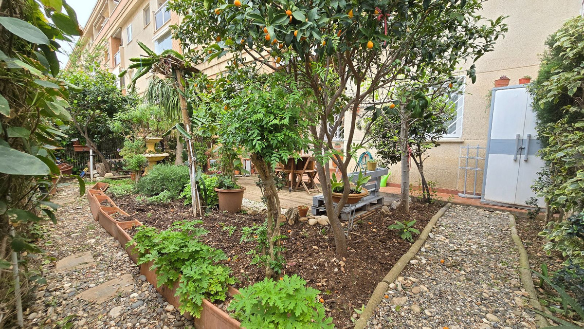 Se vende Apartamento Planta Baja de 3 dormitorios en Costa Del Sol, Málaga, España