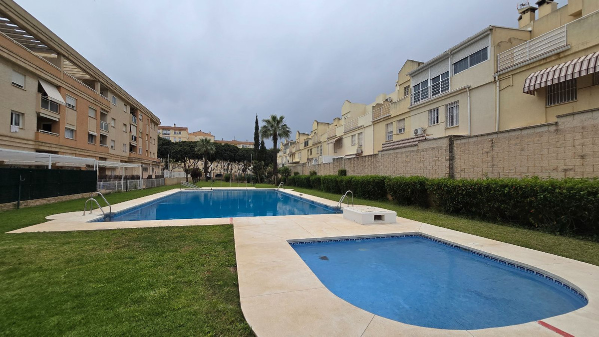 Se vende Apartamento Planta Baja de 3 dormitorios en Costa Del Sol, Málaga, España