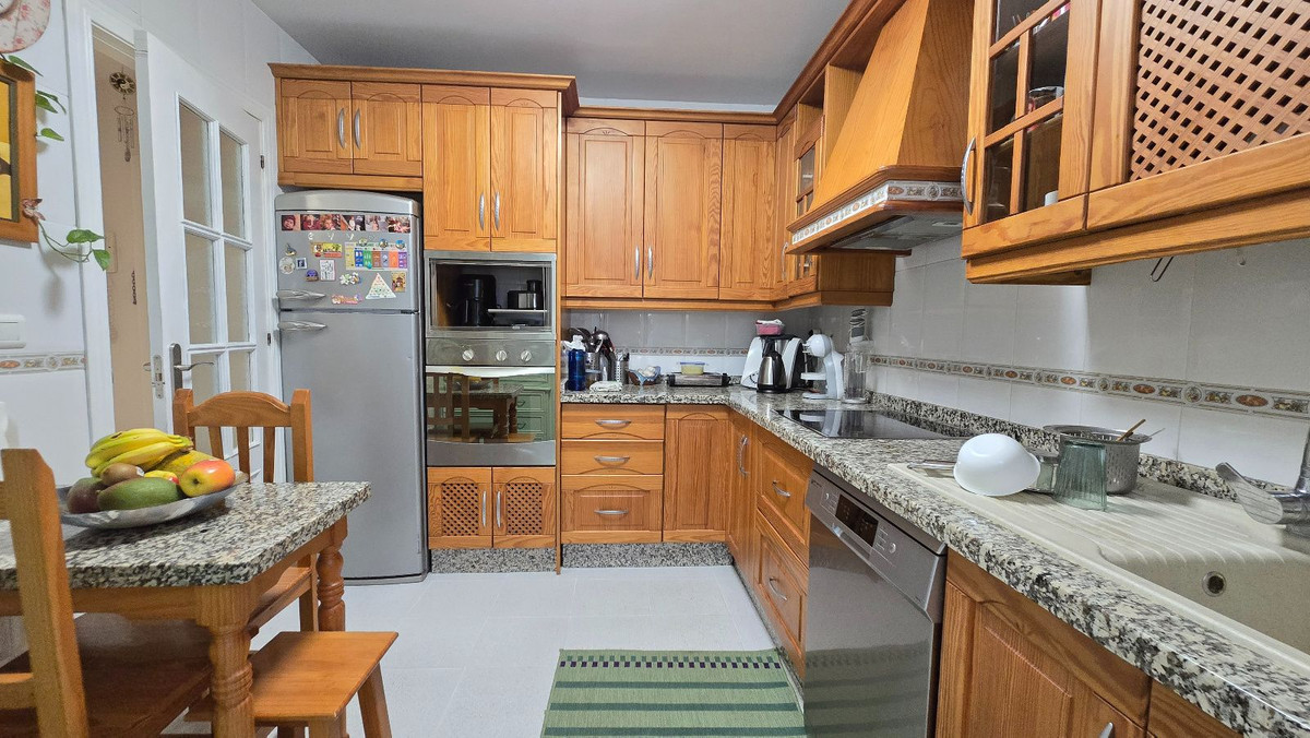 Se vende Apartamento Planta Baja de 3 dormitorios en Costa Del Sol, Málaga, España