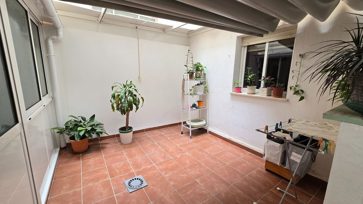 Se vende Apartamento Planta Baja de 3 dormitorios en Costa Del Sol, Málaga, España