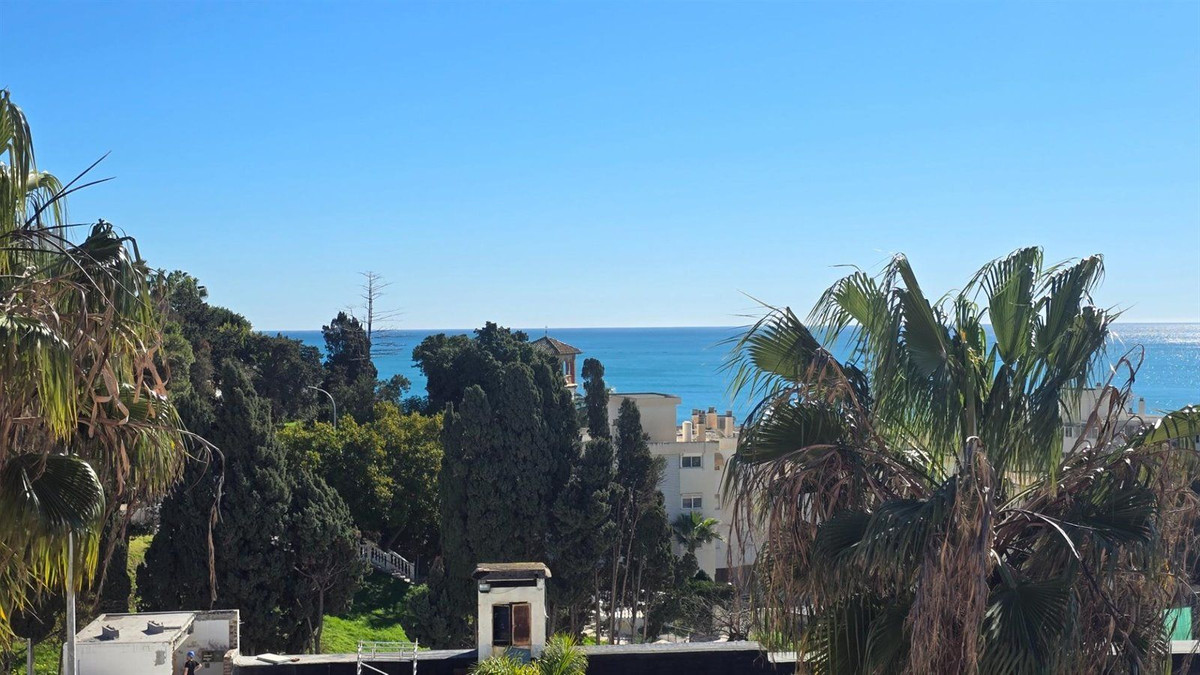 Se vende Dúplex de 3 dormitorios en Costa Del Sol, Málaga, España