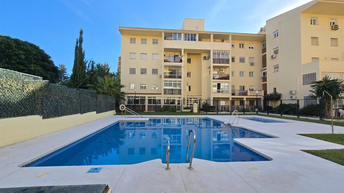 2 Bed Apartment for sale in Arroyo De La Miel Costa Del Sol, Málaga, Spain