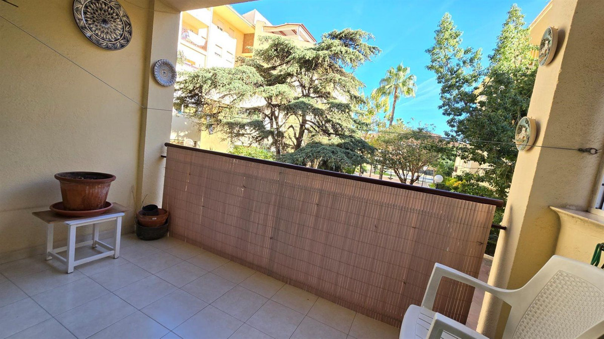 2 Bed Apartment for sale in Arroyo De La Miel Costa Del Sol, Málaga, Spain