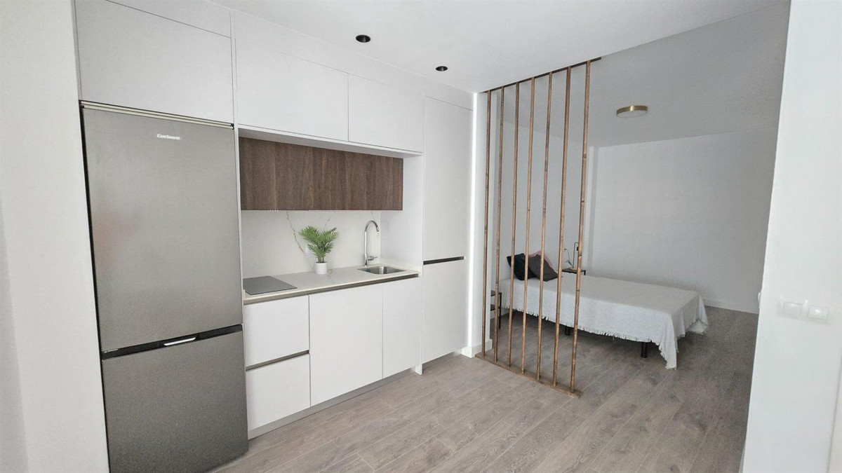 Se vende Estudio Planta Superior  en Costa Del Sol, Málaga, España