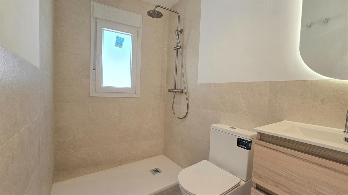 Se vende Apartamento Planta Media de 1 dormitorios en Costa Del Sol, Málaga, España