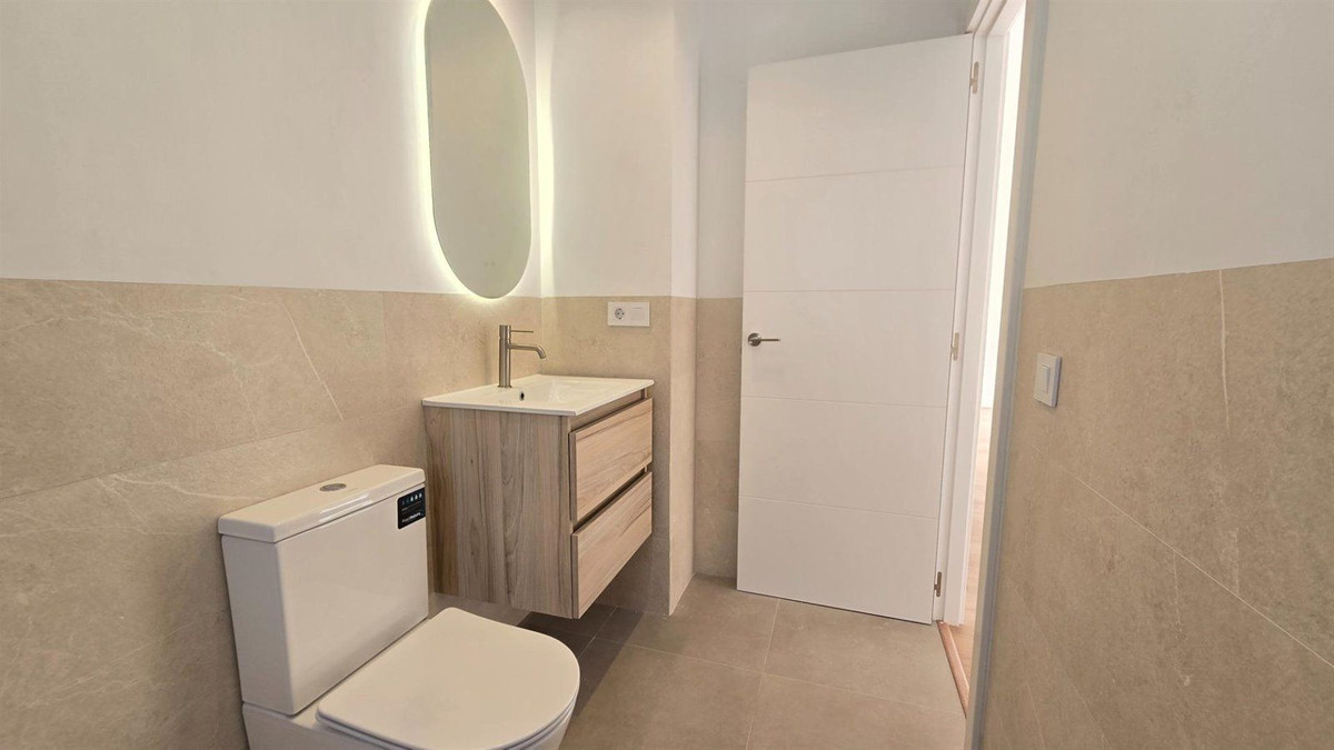 Se vende Apartamento Planta Media de 1 dormitorios en Costa Del Sol, Málaga, España