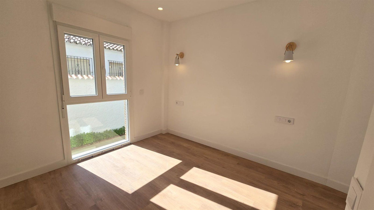 Se vende Apartamento Planta Media de 1 dormitorios en Costa Del Sol, Málaga, España