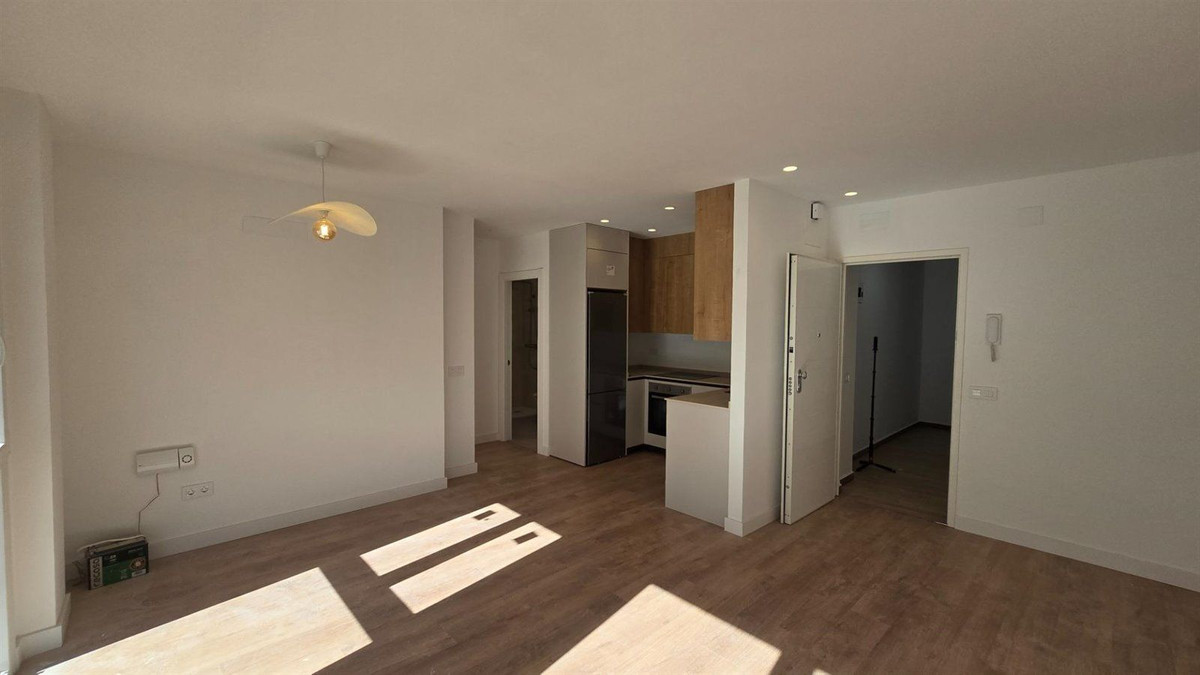 Se vende Apartamento Planta Media de 1 dormitorios en Costa Del Sol, Málaga, España