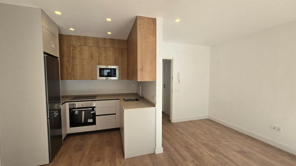 Se vende Apartamento Planta Media de 1 dormitorios en Costa Del Sol, Málaga, España